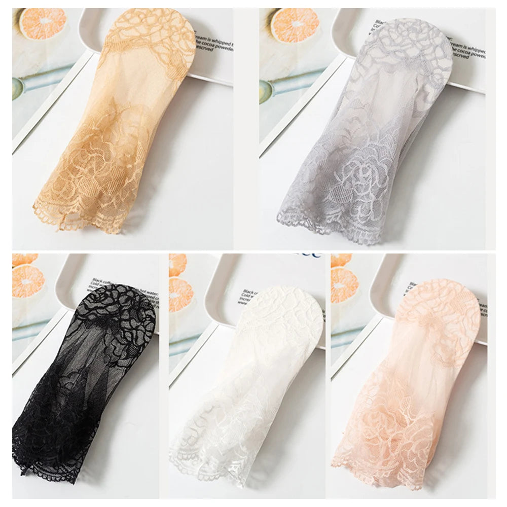 Summer Woman Lace Socks Flower Hollow Out Hosiery Breathable Cool Mesh Socks for Female Thin Transparent Foot Socks Ankle Socks